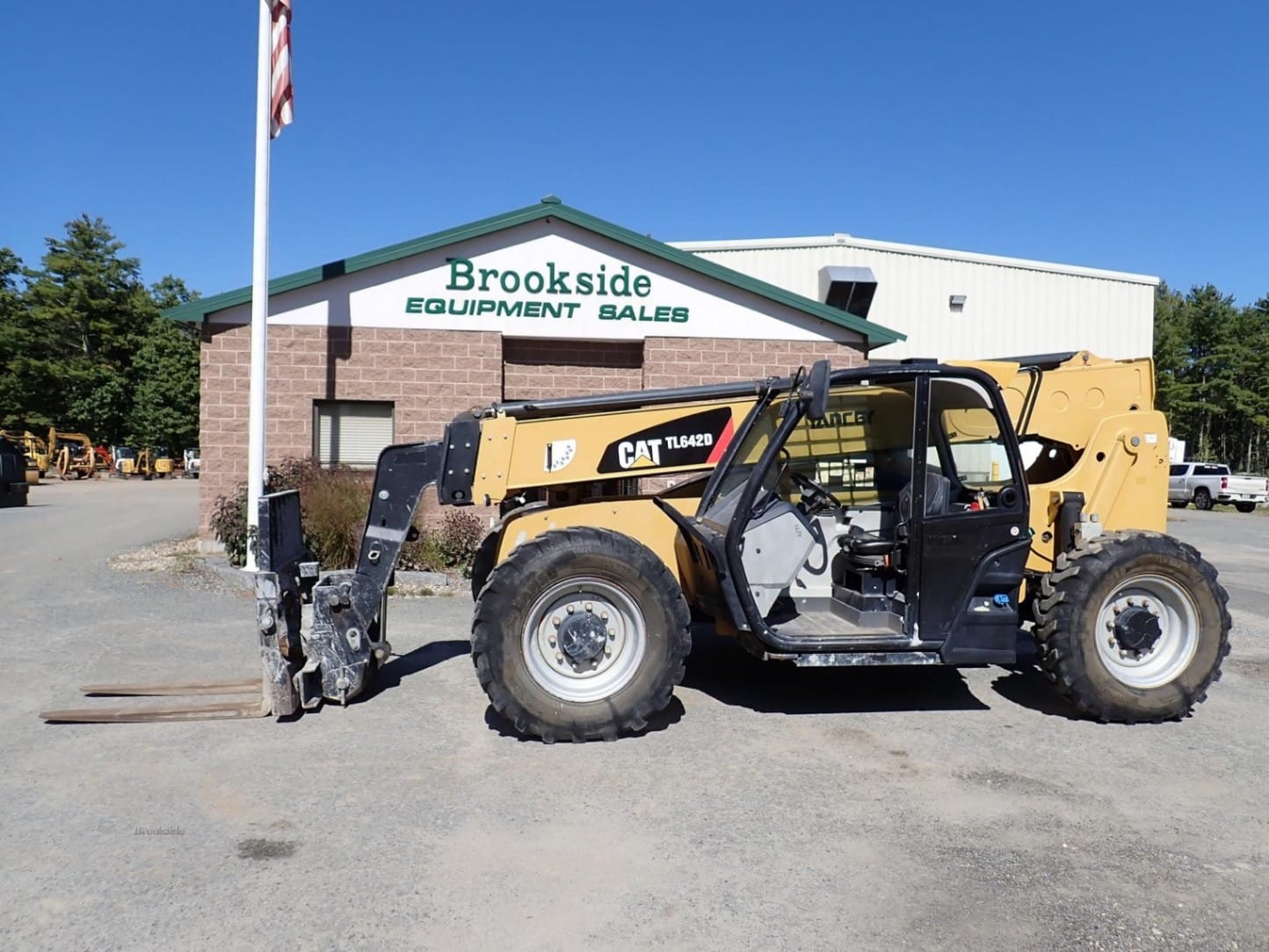 2017 Caterpillar TL642D Telehandlers Forklifts for sale in Phillipston, MA - primary listing photo of 10