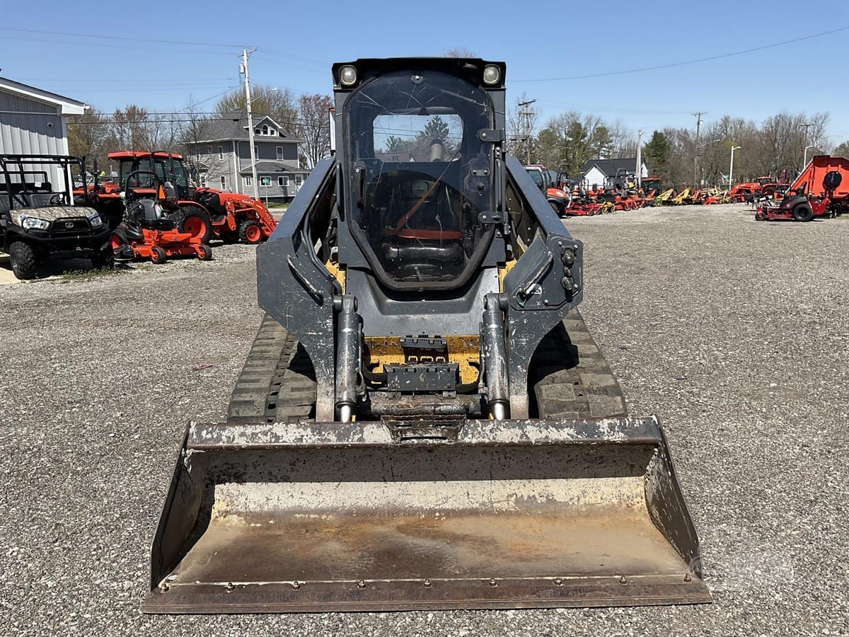 2017 John Deere 331G Track Loaders for sale in London, OH - listing photo 8 of 8