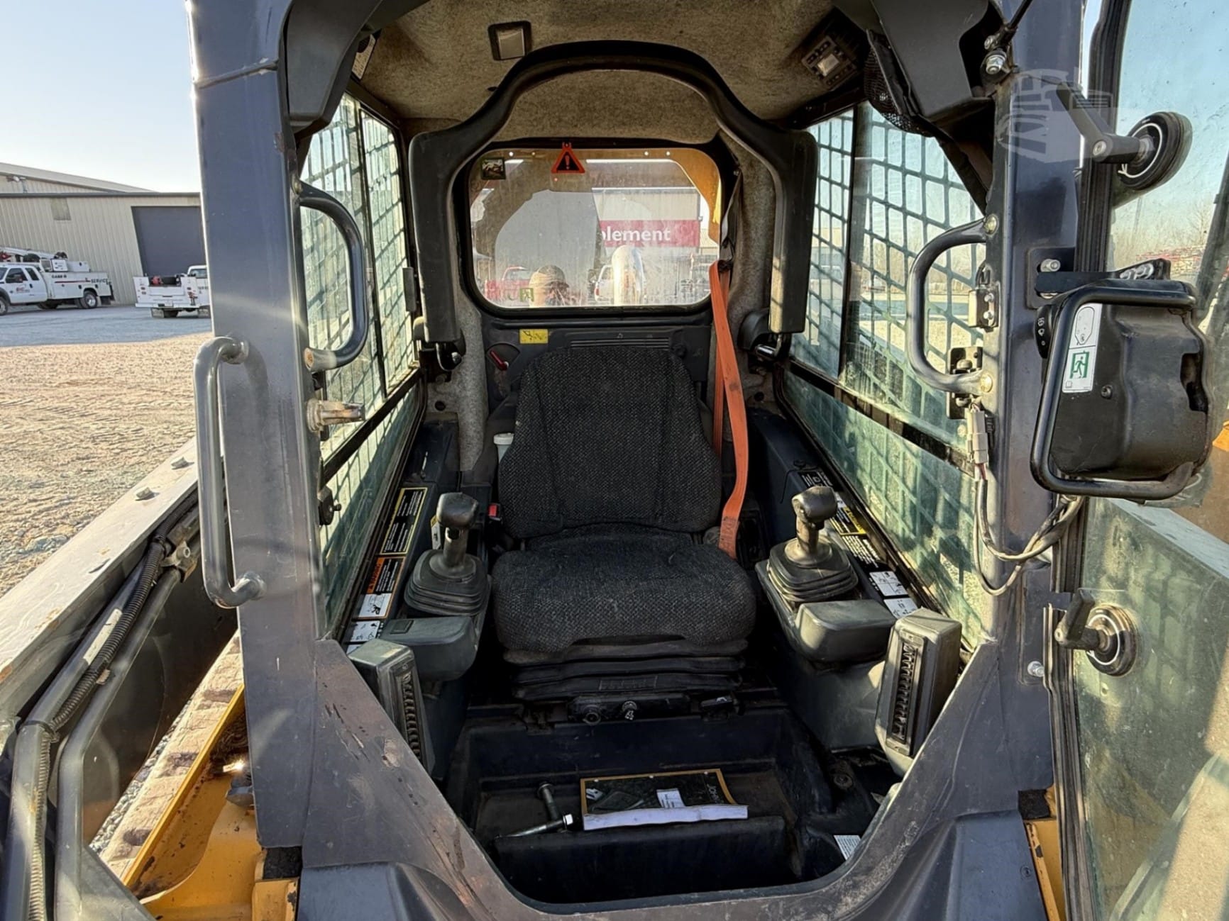 2017 John Deere 333G Track Loaders for sale in Humboldt, NE - listing photo 8 of 8