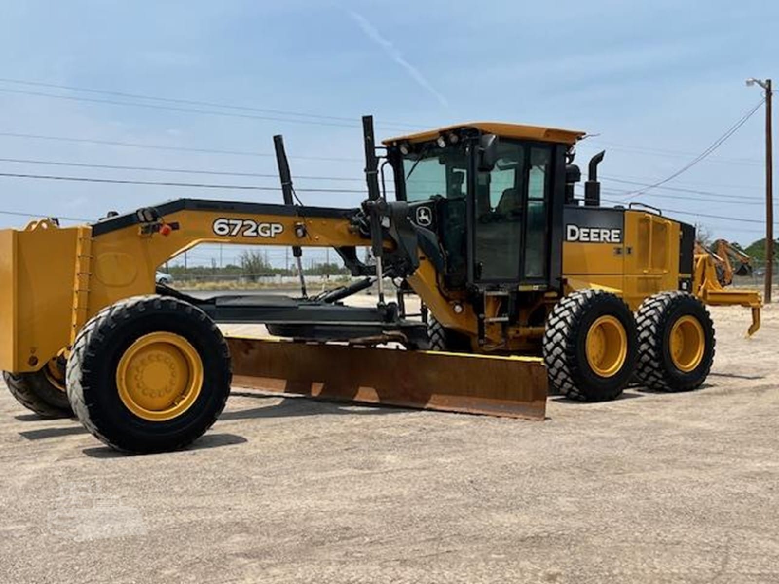 2017 John Deere 672G Motor Graders for sale in Del Rio, TX - primary listing photo of 8