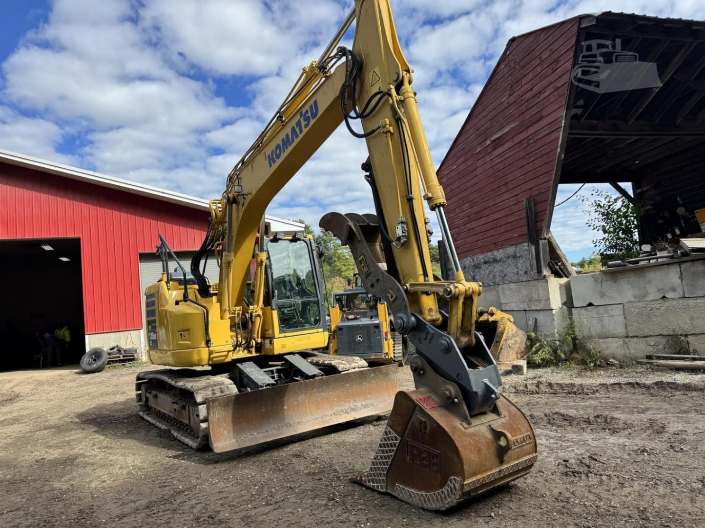 2017 Komatsu PC138US LC-11 Excavators for sale in Greenfield Center, NY - listing photo 2 of 10