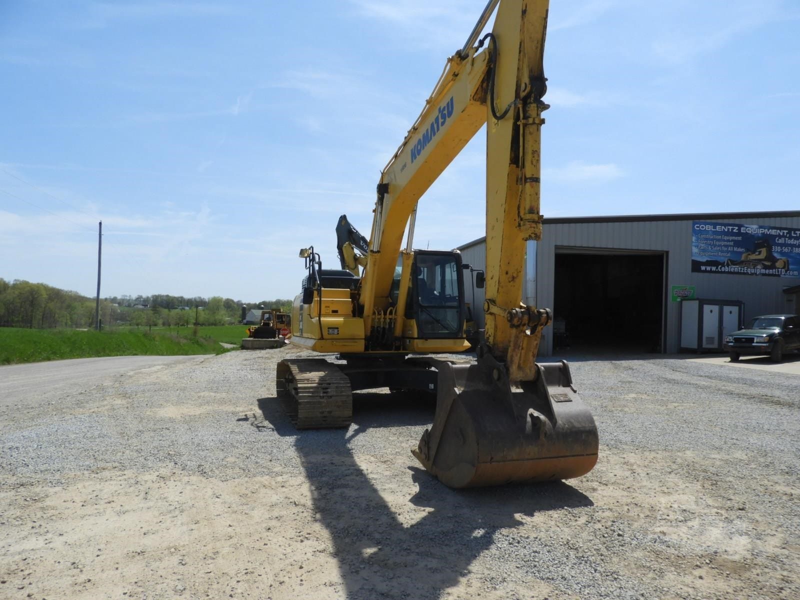 2017 Komatsu PC240LC-11 Excavators for sale in Holmesville, OH - listing photo 5 of 8