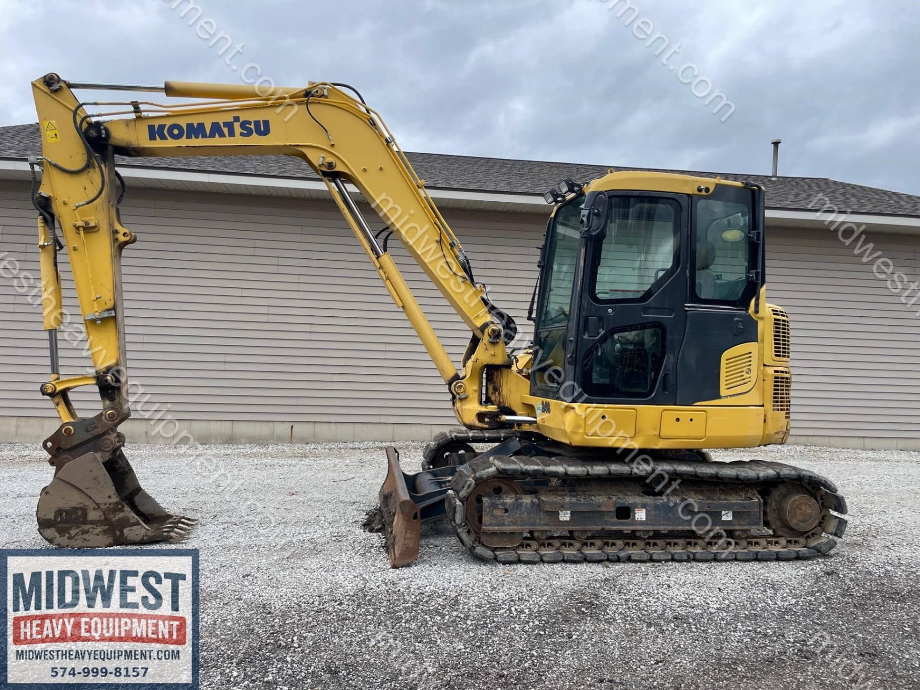 2017 Komatsu PC88MR-10 Excavators for sale in South Bend, IN - listing photo 3 of 8