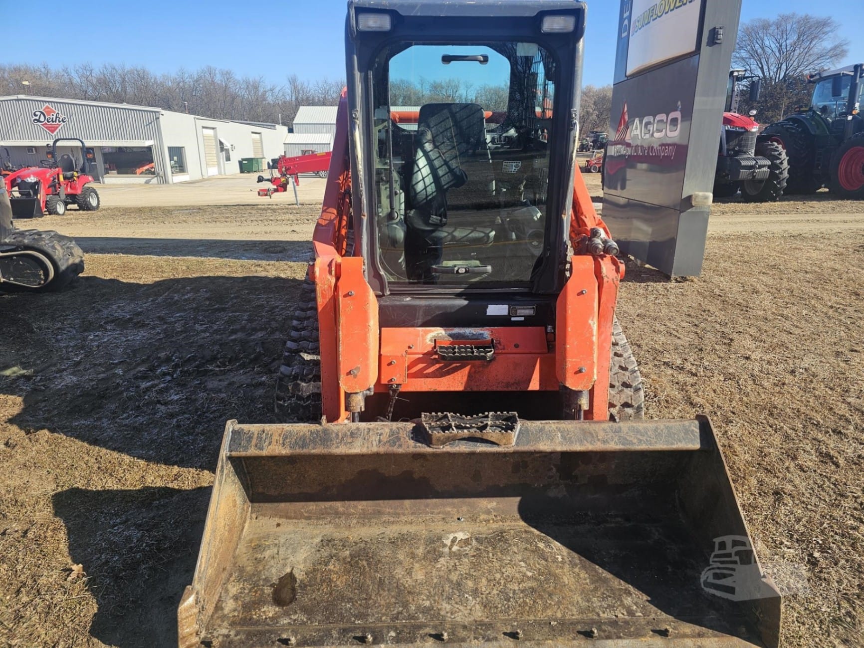2017 Kubota SVL75-2 Track Loaders for sale in Waverly, IA - listing photo 2 of 8