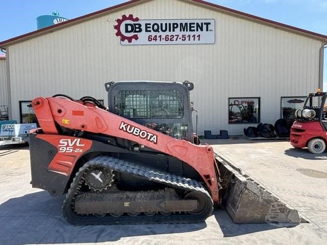 2017 Kubota SVL95-2S Track Loaders for sale in Otley, IA - primary listing photo of 8