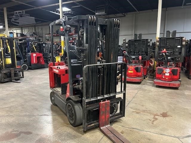 2017 Raymond 4750C40 Telehandlers Forklifts for sale in Batavia, IL - listing photo 2 of 8