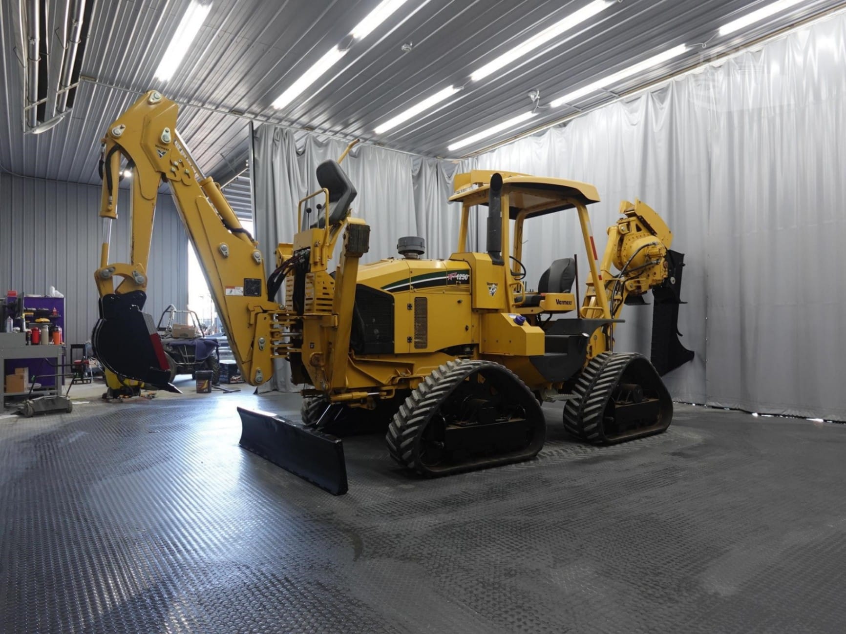 2017 Vermeer RTX1250 Trenchers for sale in Clinton, IL - listing photo 2 of 8