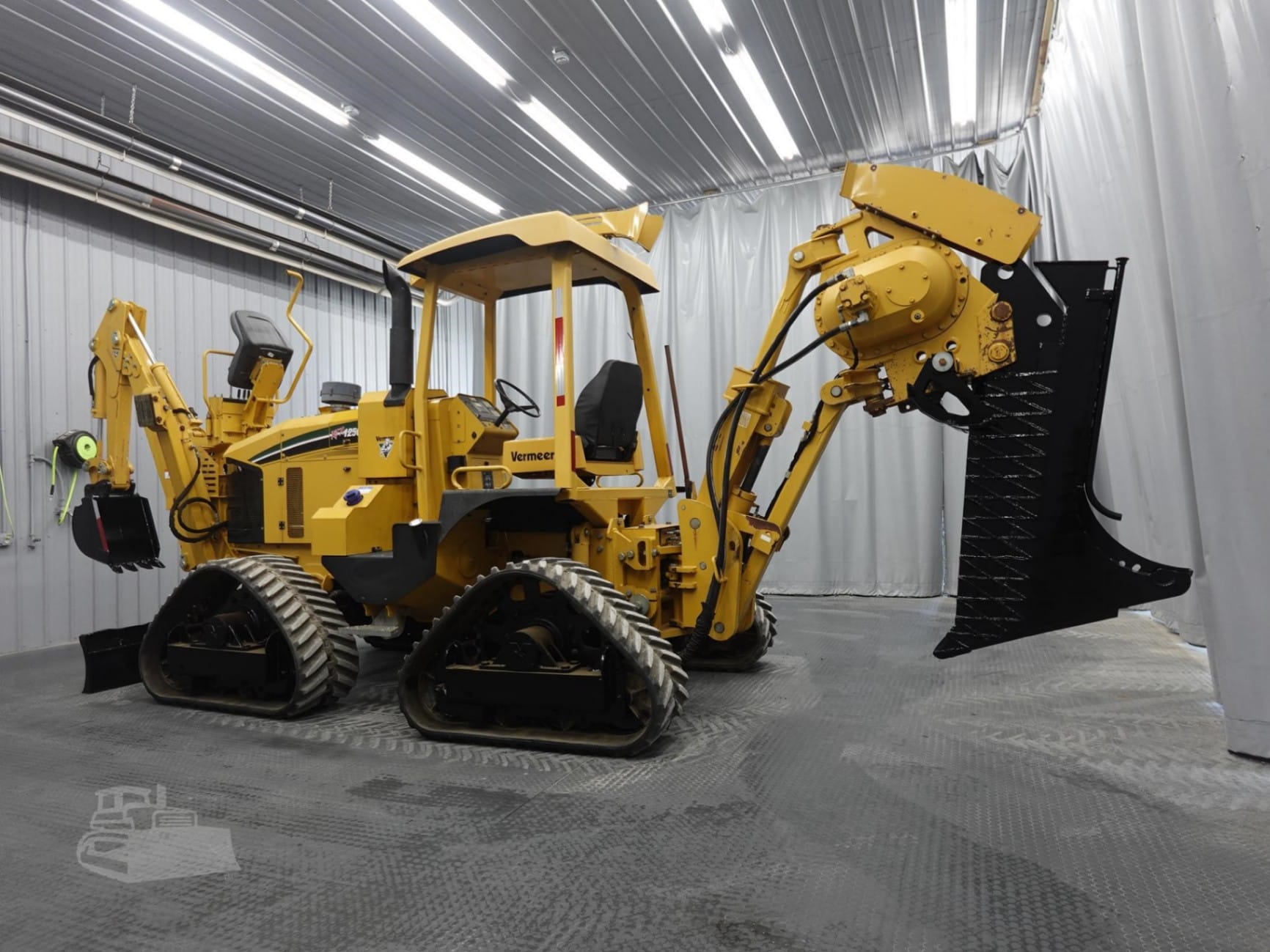 2017 Vermeer RTX1250 Trenchers for sale in Clinton, IL - listing photo 3 of 8