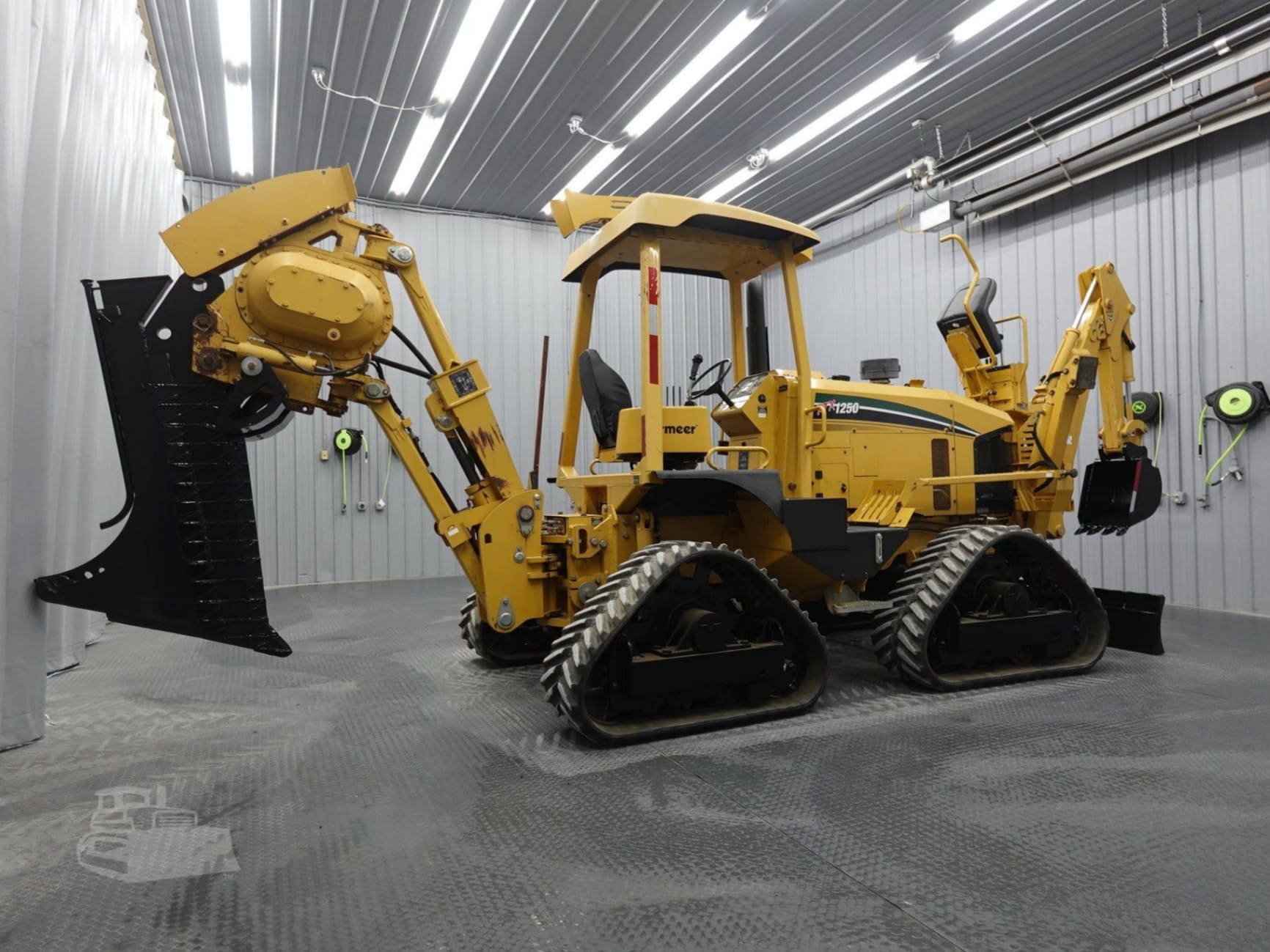 2017 Vermeer RTX1250 Trenchers for sale in Clinton, IL - listing photo 6 of 8