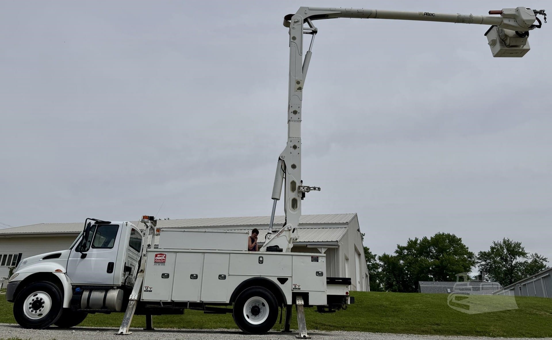 2018 Altec AA55 MH Service Mechanics Truck Crane for sale in Knoxville, IA - listing photo 28 of 38
