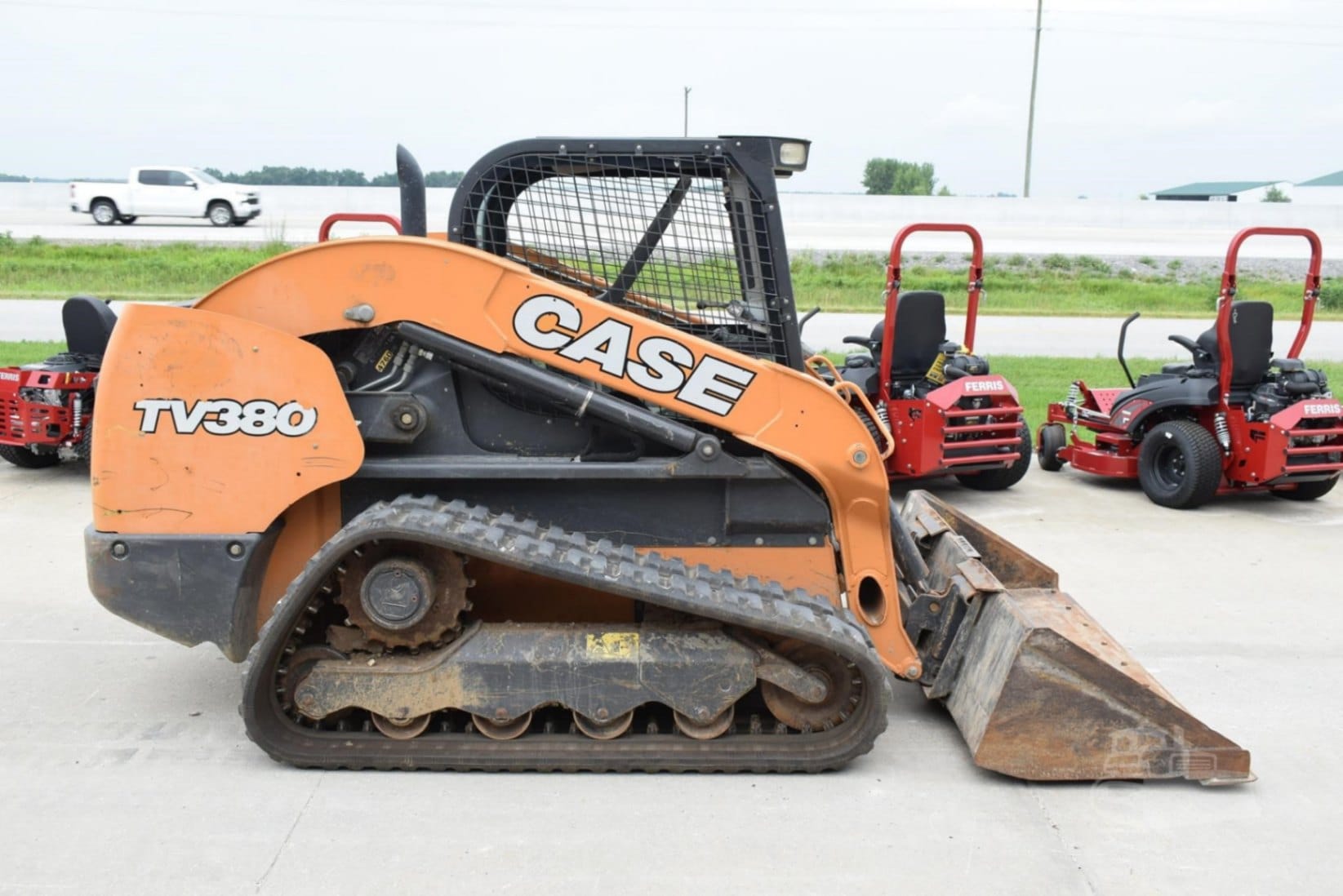 2018 CASE TV380 Track Loaders for sale in Kingdom City, MO - listing photo 6 of 8