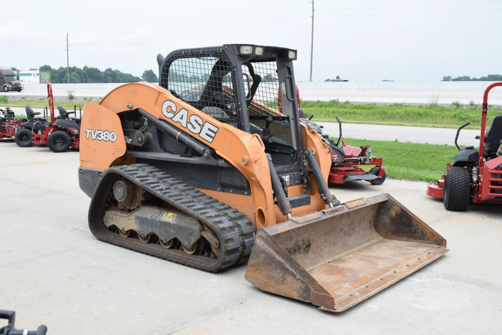 2018 CASE TV380 Track Loaders for sale in Kingdom City, MO - listing photo 7 of 8
