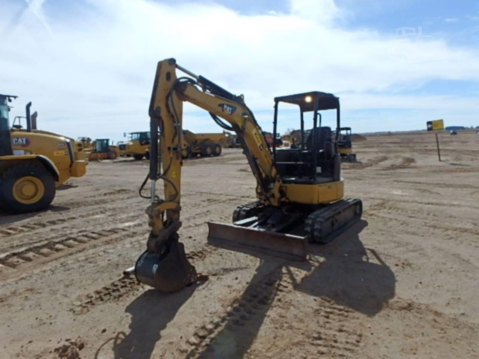 2018 Caterpillar 303.5E2 CR Excavators for sale in Odessa, TX - primary listing photo of 6