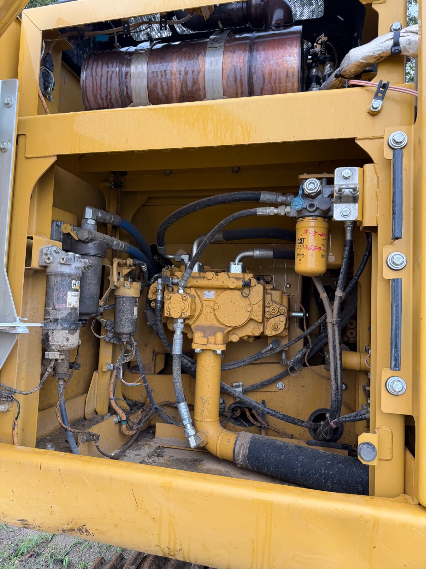 2018 Caterpillar 320 Excavators for sale in Sioux Center, IA - listing photo 5 of 10