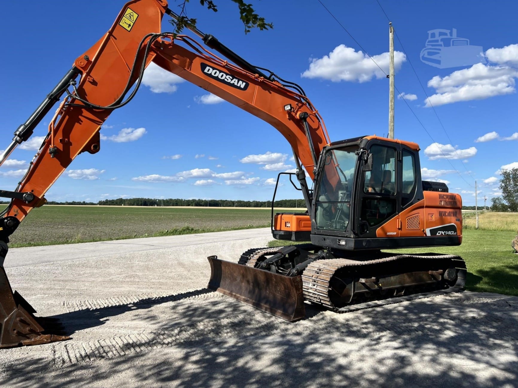 2018 DEVELON (Doosan) DX140 LC-5 Excavators for sale in Burgoon, OH - primary listing photo of 8