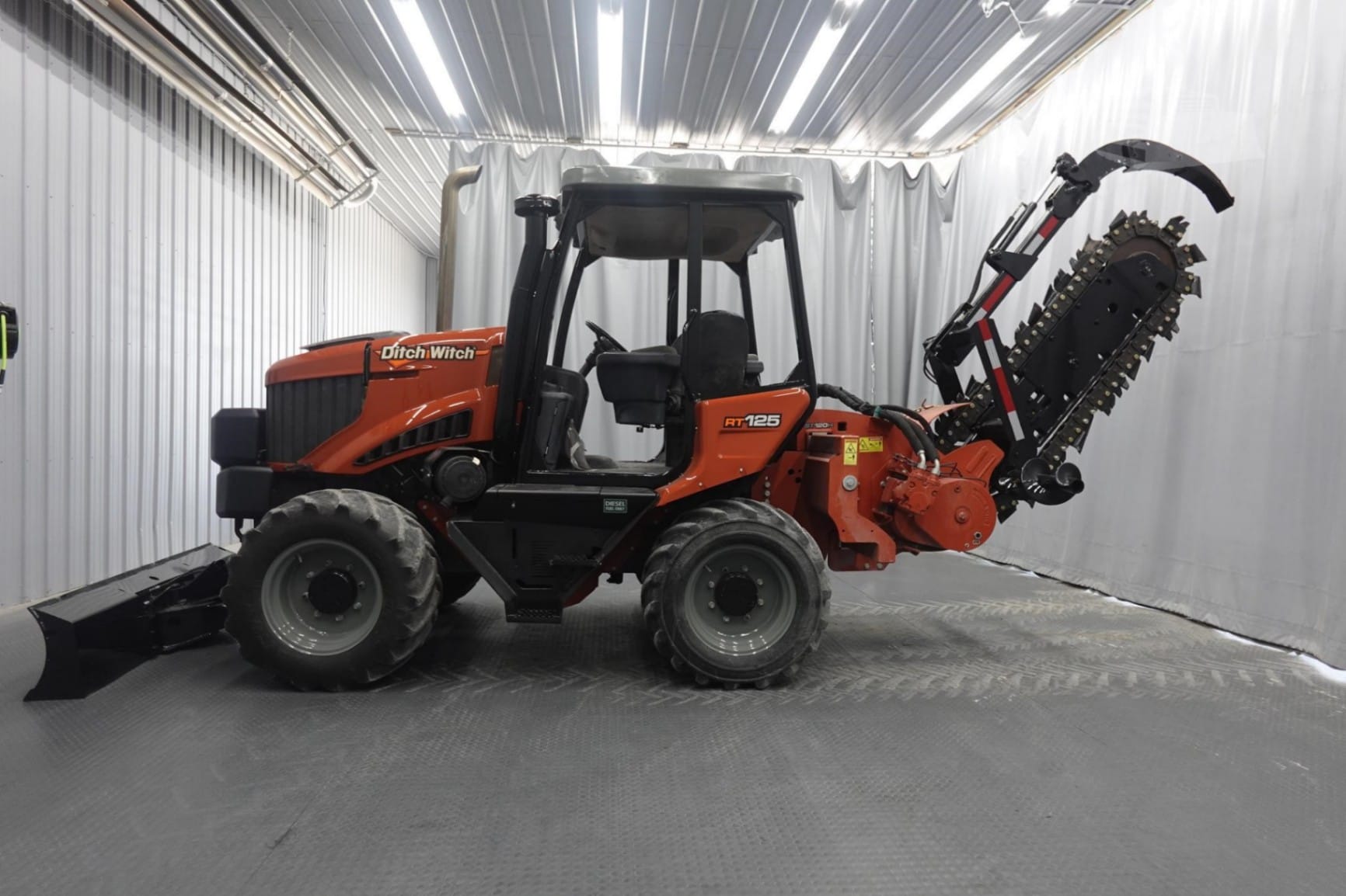 2018 Ditch Witch ditch-witch-rt125 Trenchers for sale in Clinton, IL - primary listing photo of 8