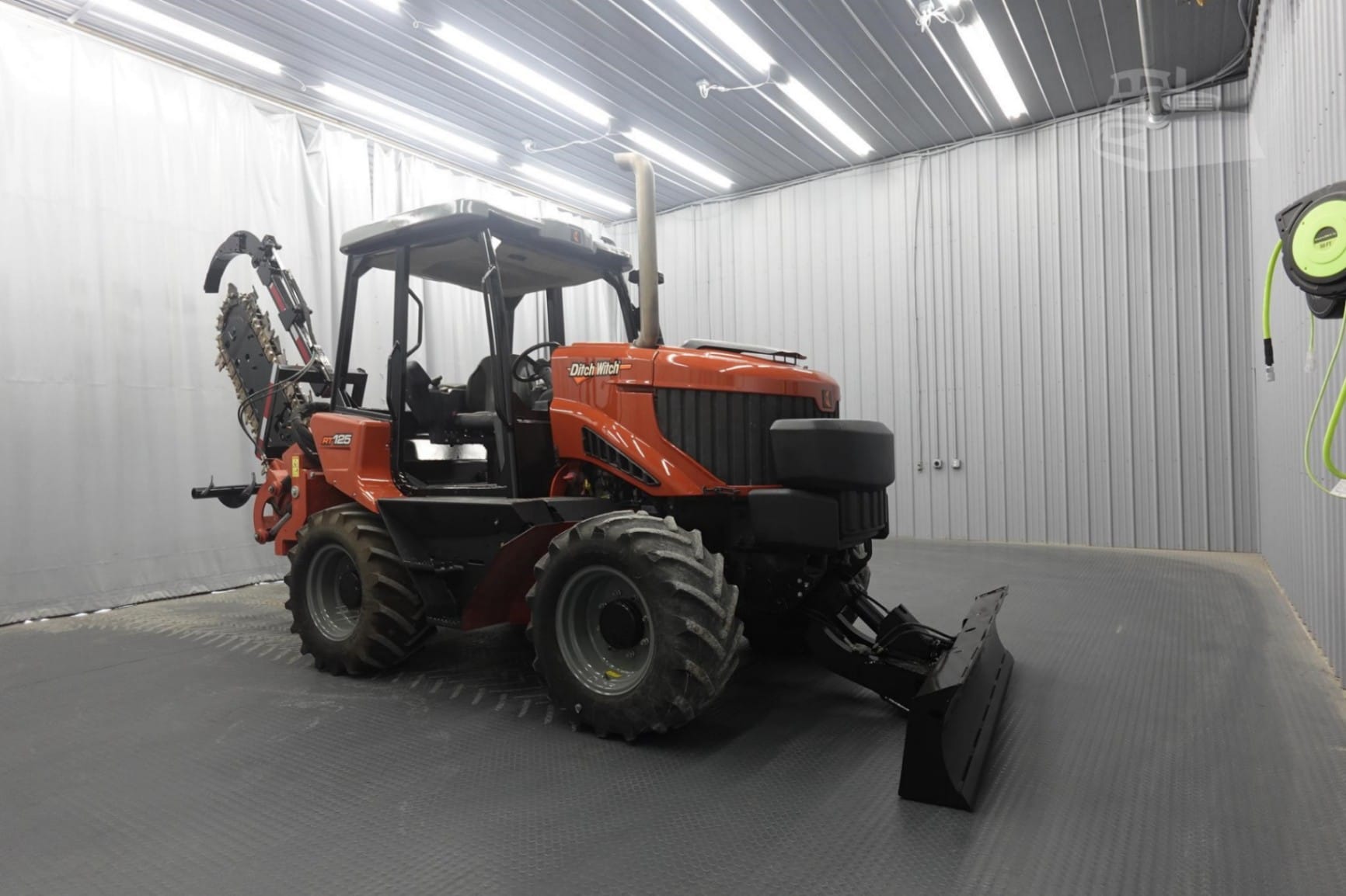2018 Ditch Witch ditch-witch-rt125 Trenchers for sale in Clinton, IL - listing photo 5 of 8