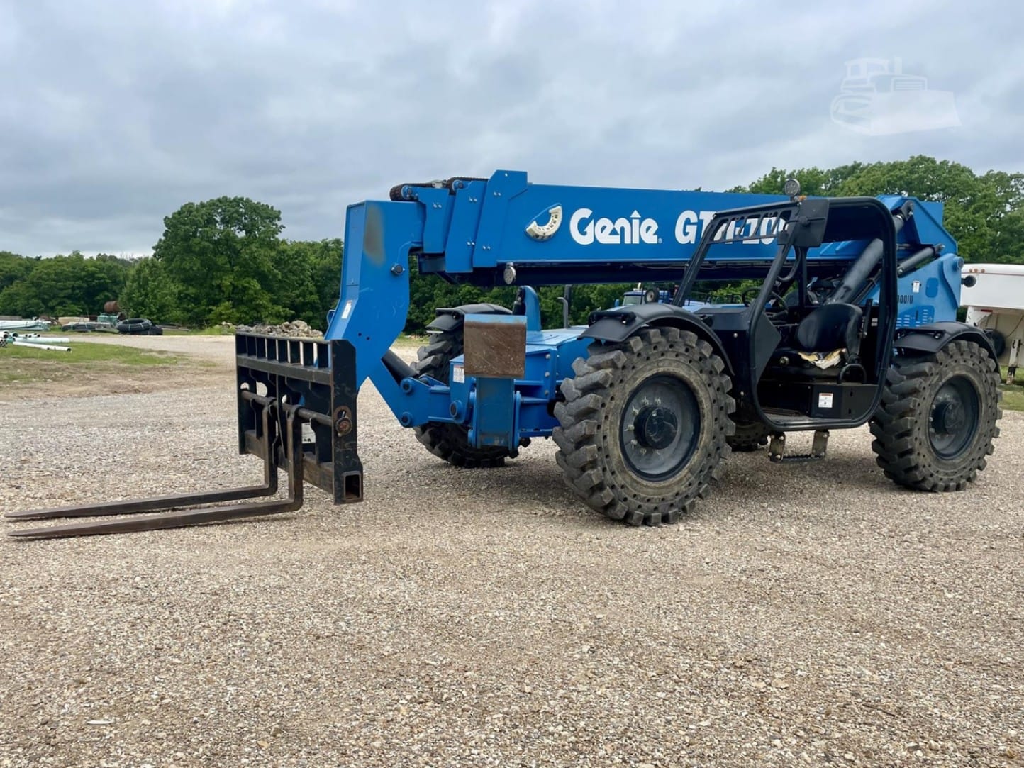 2018 Genie genie-gth-1056 Telehandler Telescopic Forklift for sale in Broken Arrow, OK - primary listing photo of 8