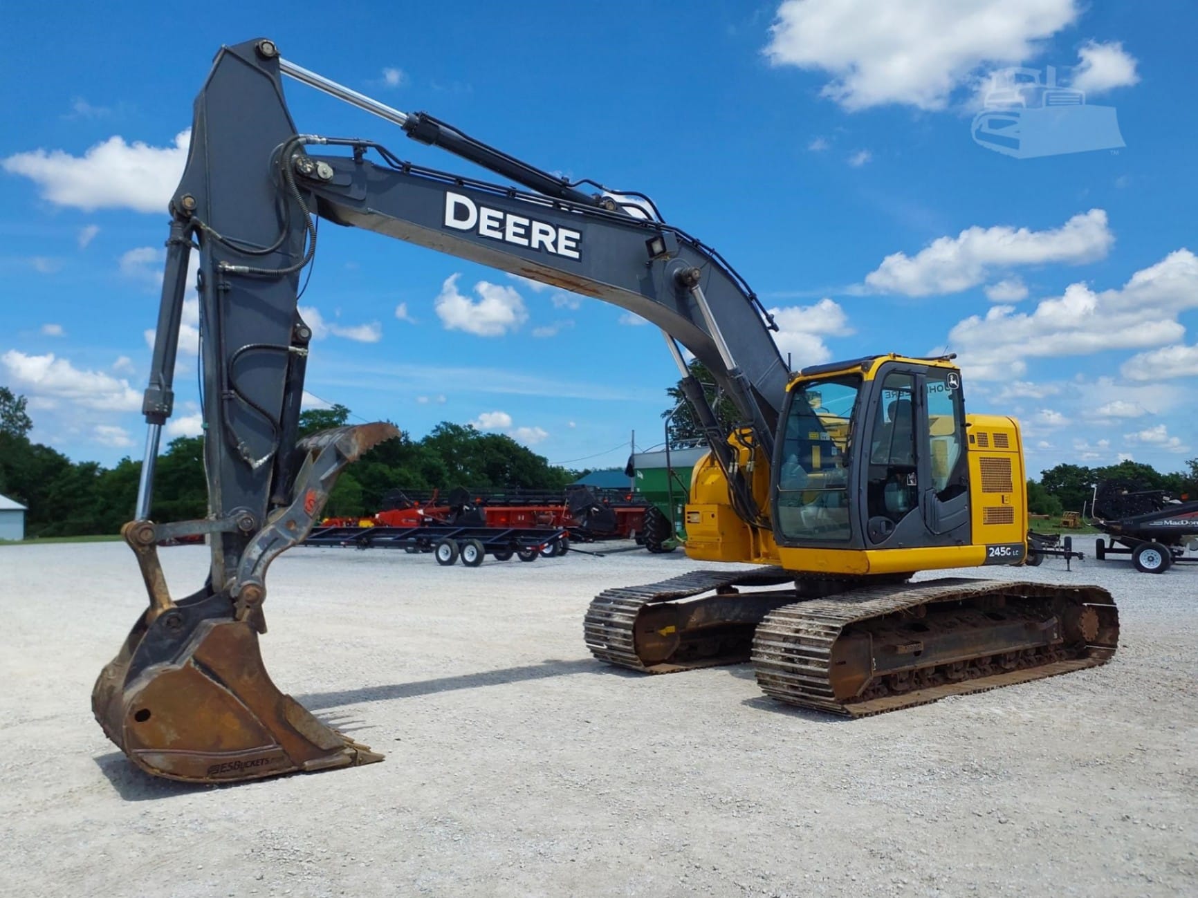 2018 John Deere 245G LC Excavators for sale in Mount Sterling, IA - listing photo 3 of 41