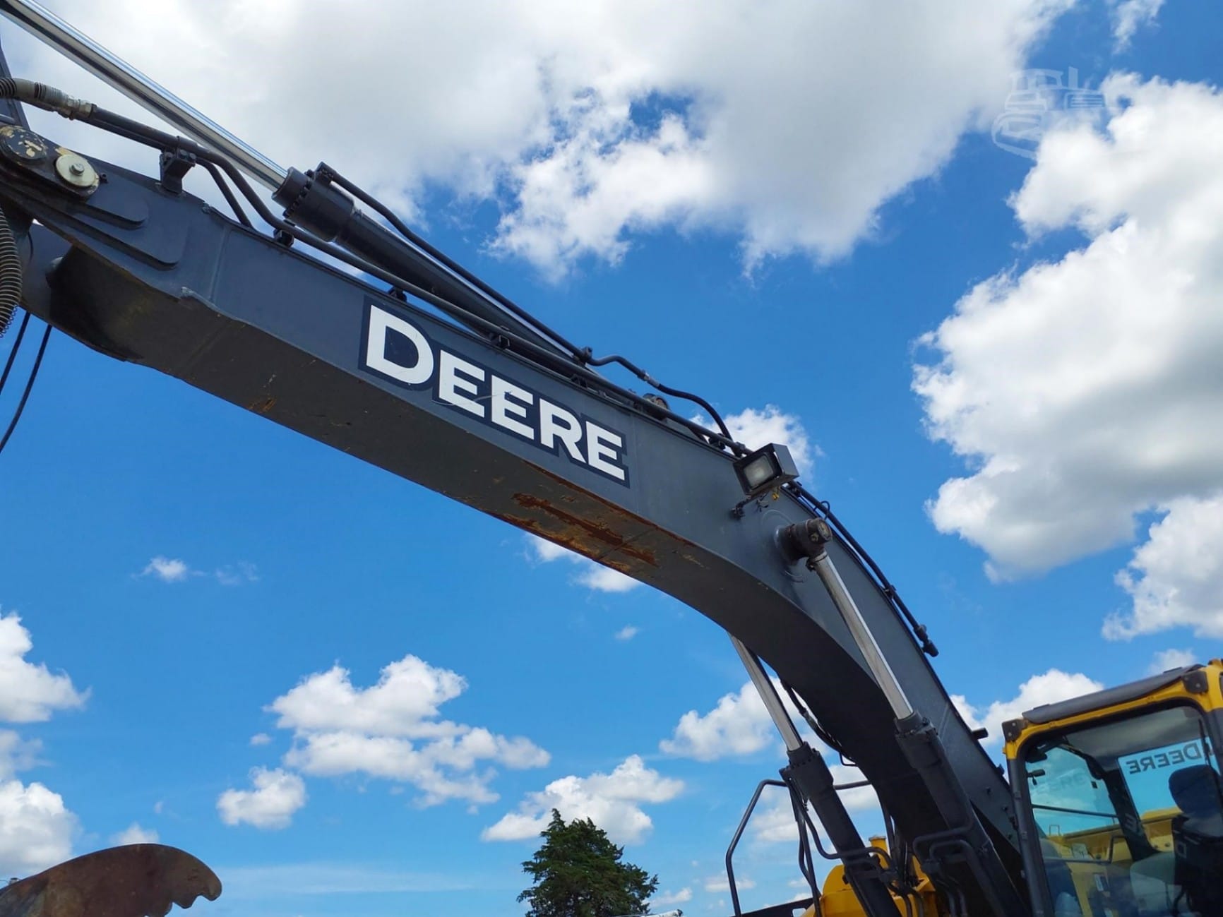 2018 John Deere 245G LC Excavators for sale in Mount Sterling, IA - listing photo 11 of 41