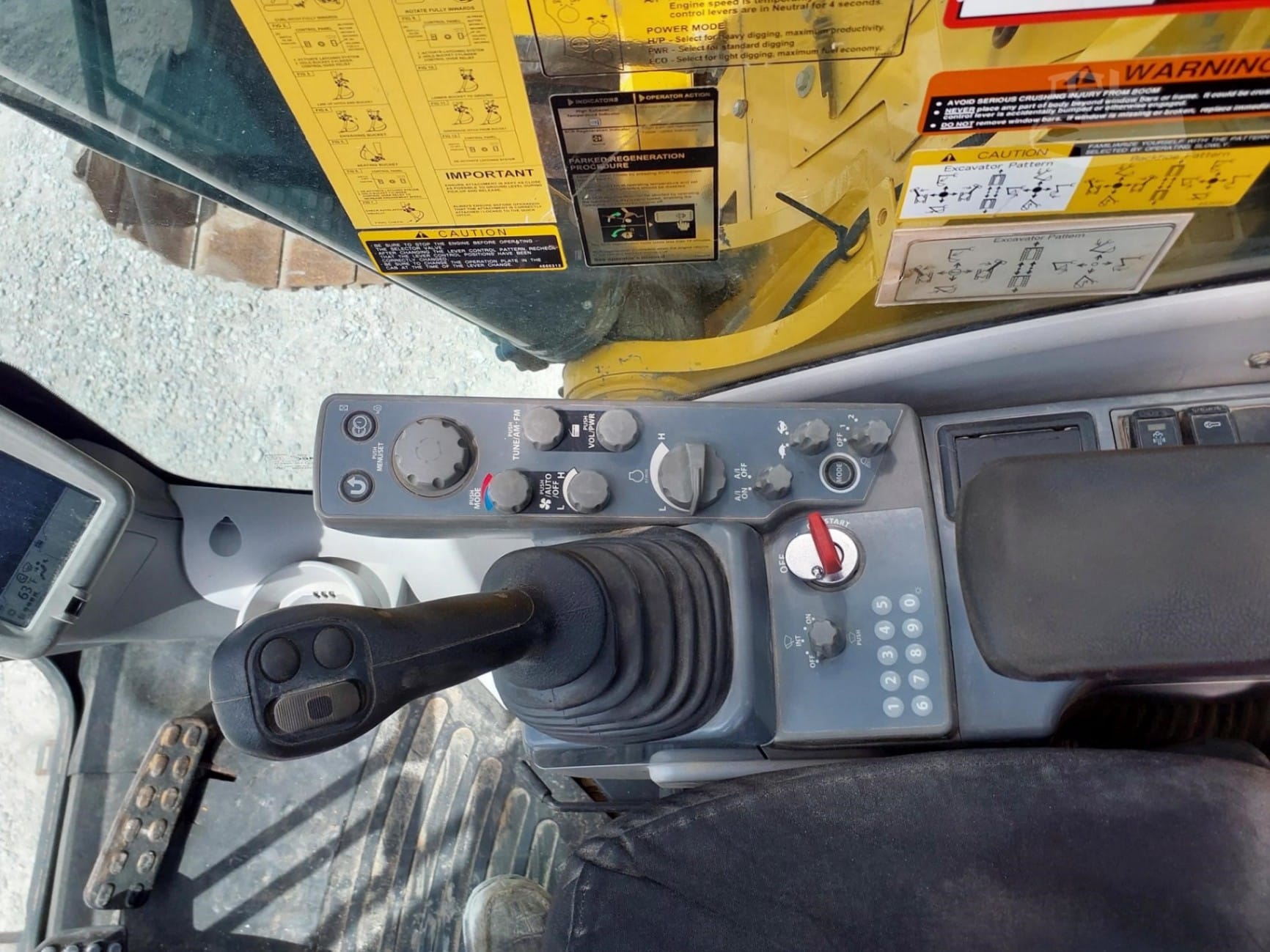 2018 John Deere 245G LC Excavators for sale in Mount Sterling, IA - listing photo 37 of 41