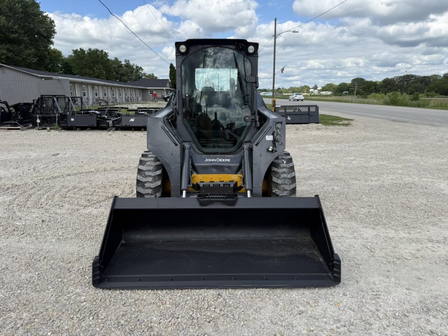 2018 John Deere 320G Skid Steer Loaders for sale in Anita, IA - listing photo 4 of 8