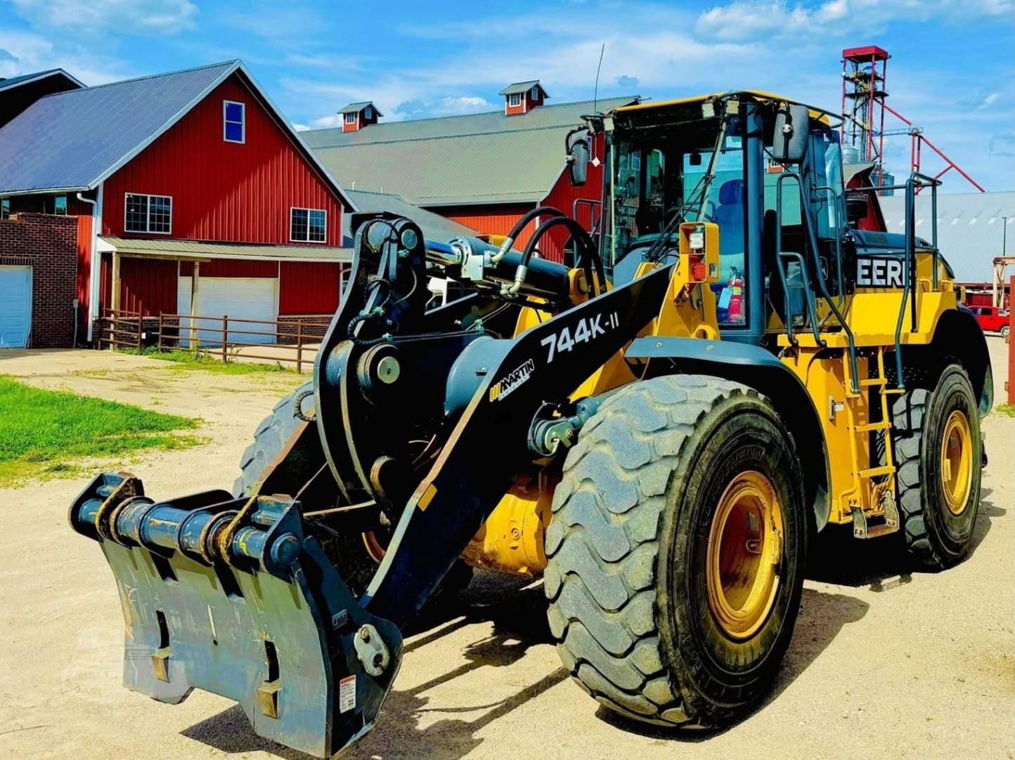 2018 John Deere 744KII Wheel Loaders for sale in Sheridan, IL - primary listing photo of 8