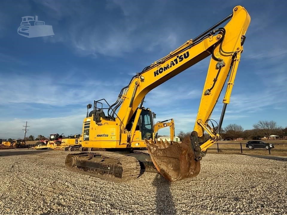 2018 Komatsu PC238USLC-11 Excavators for sale in Wewoka, OK - listing photo 2 of 8