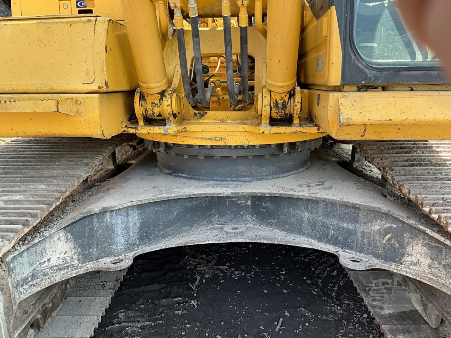 2018 Komatsu PC360 LC-11 Excavators for sale in Pittston Township, PA - listing photo 5 of 8