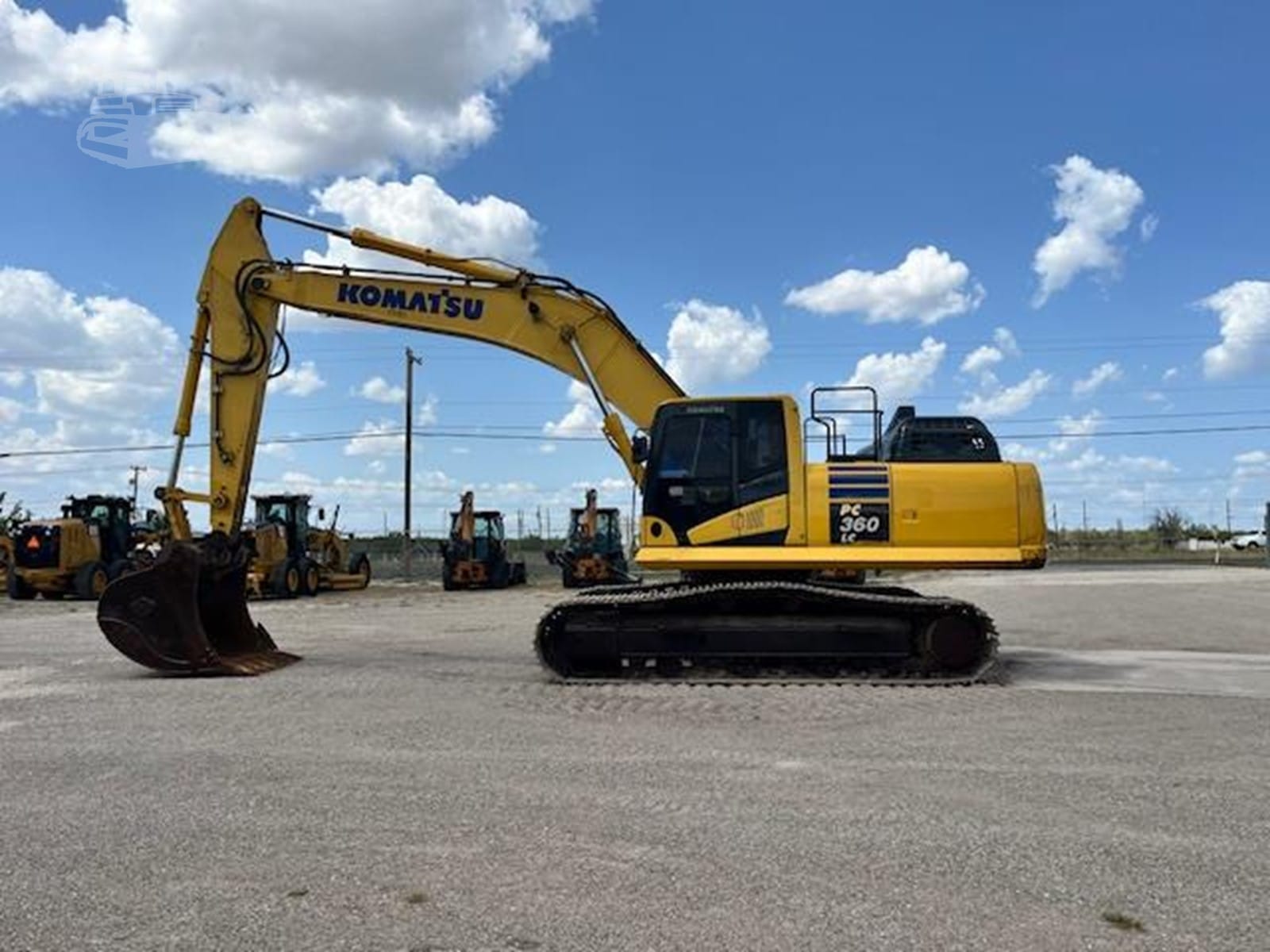 2018 Komatsu PC360LC-11 Excavators for sale in Del Rio, TX - listing photo 4 of 8