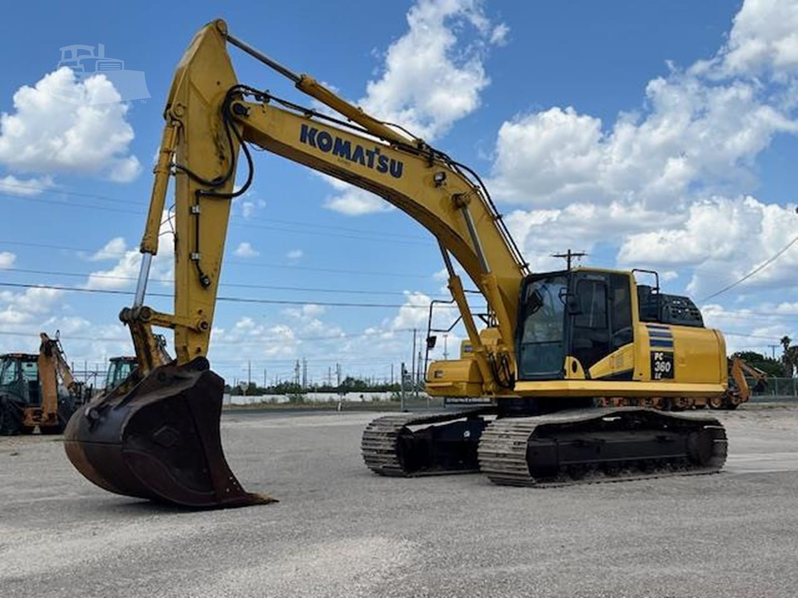 2018 Komatsu PC360LC-11 Excavators for sale in Del Rio, TX - listing photo 5 of 8
