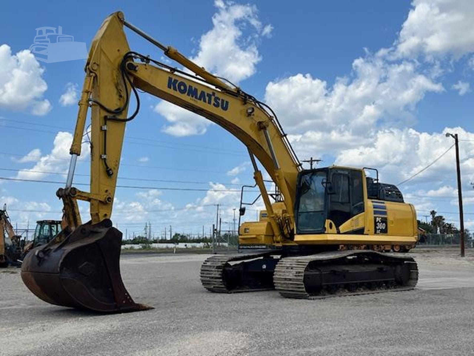 2018 Komatsu PC360LC-11 Excavators for sale in Del Rio, TX - listing photo 7 of 8