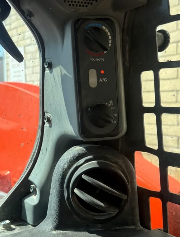 2018 Kubota SSV75 - Hand Controls -Ice Cold AC - View 7