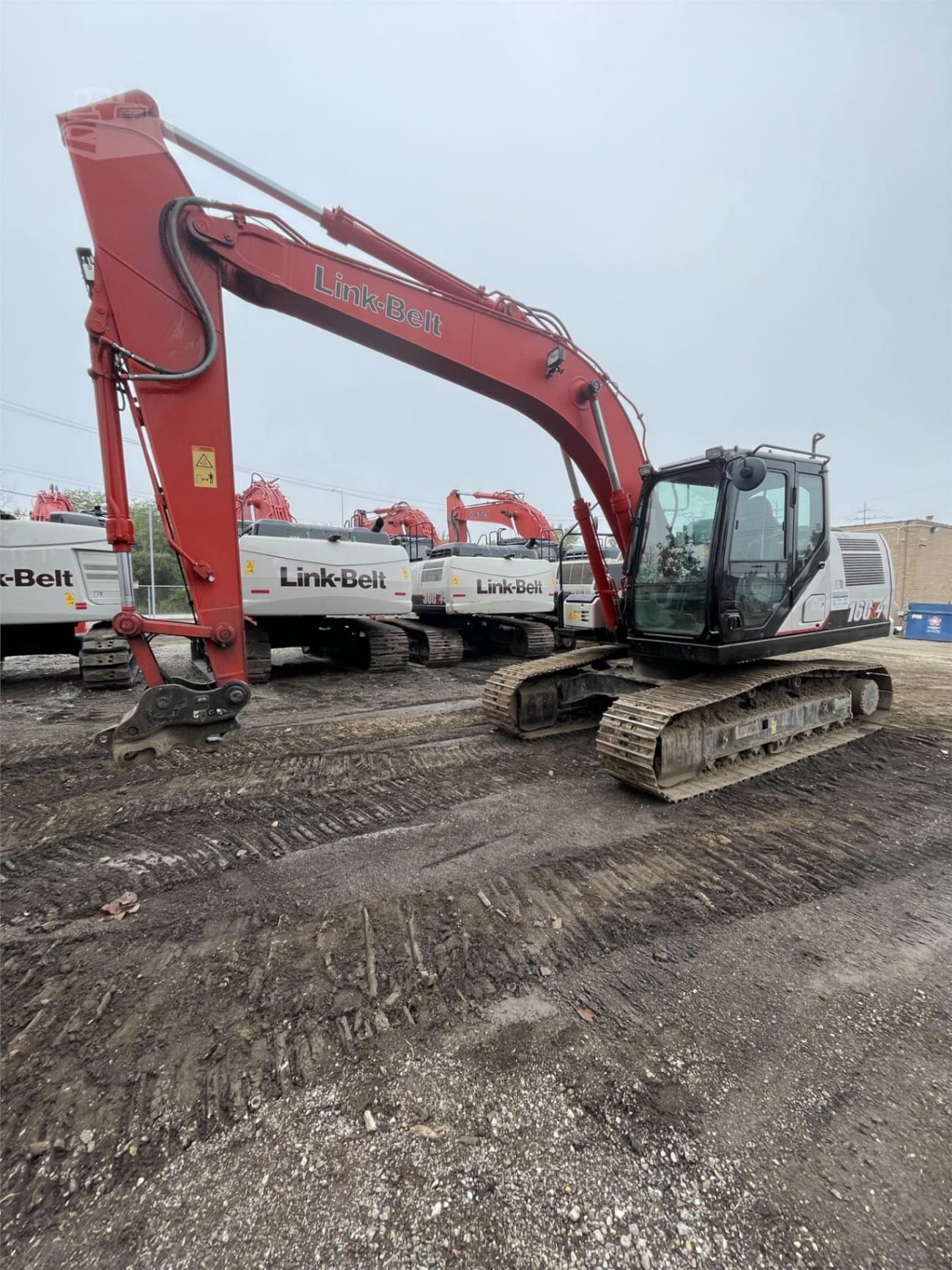 2018 Link-Belt 160 X4 Excavators for sale in Chicago Ridge, IL - listing photo 2 of 7