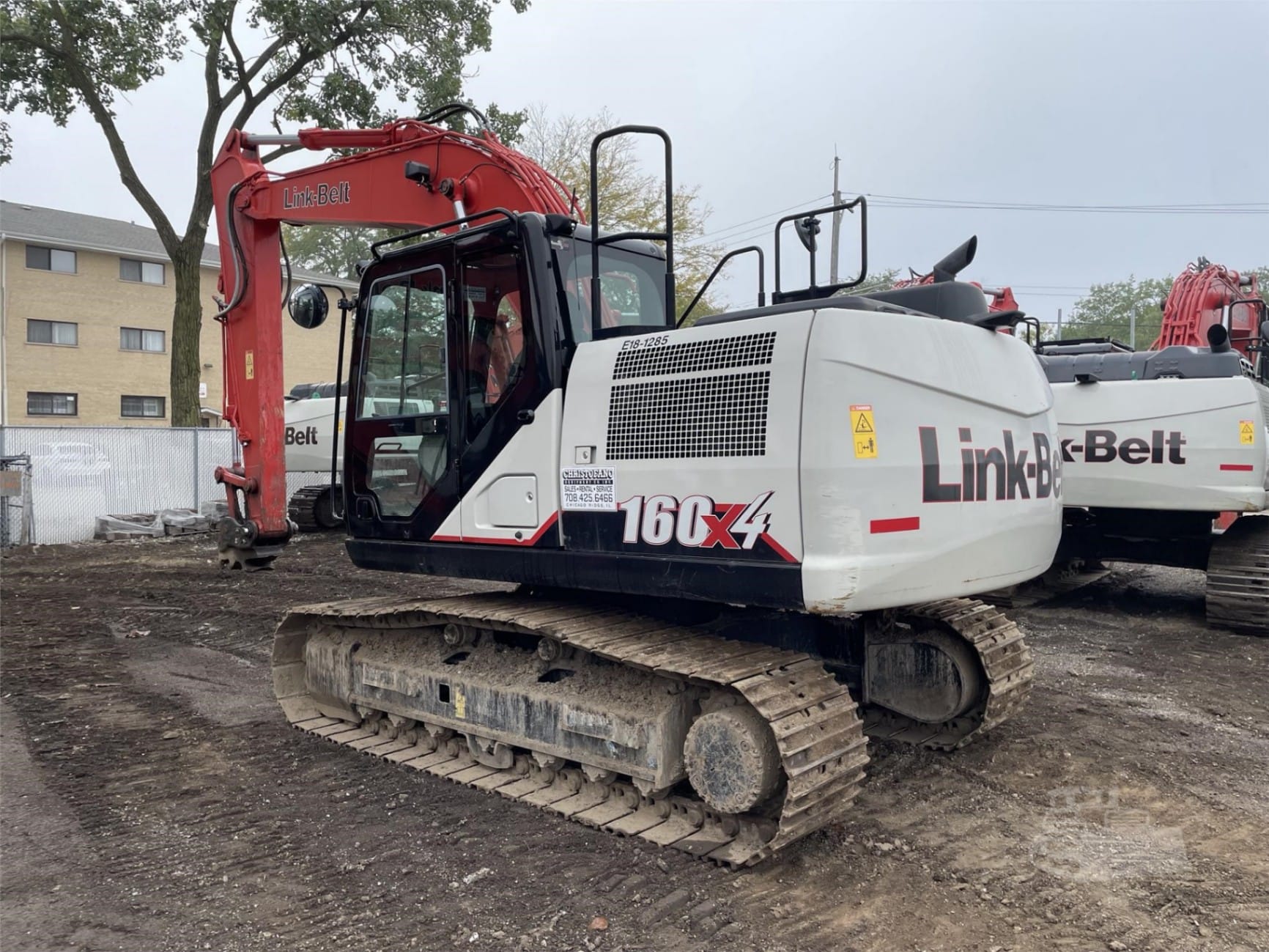 2018 Link-Belt 160 X4 Excavators for sale in Chicago Ridge, IL - listing photo 3 of 7