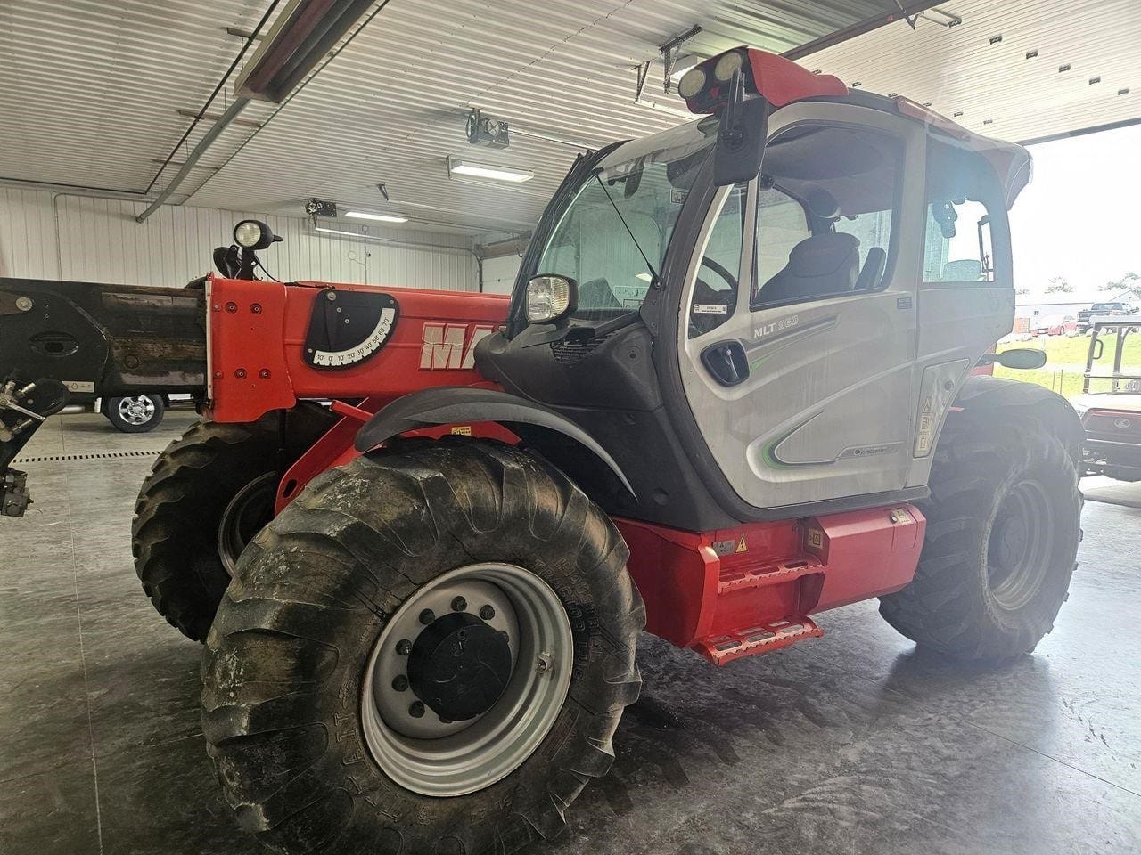 2018 Manitou MLT960 Telehandlers Forklifts for sale in Panora, IA - listing photo 4 of 15