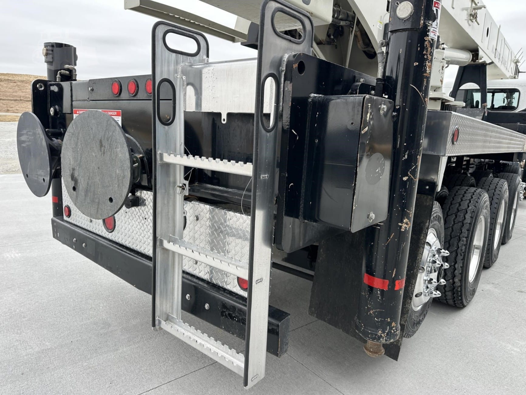 2018 National Crane NBT50 Cranes Mobile for sale in Wellman, IA - listing photo 34 of 57