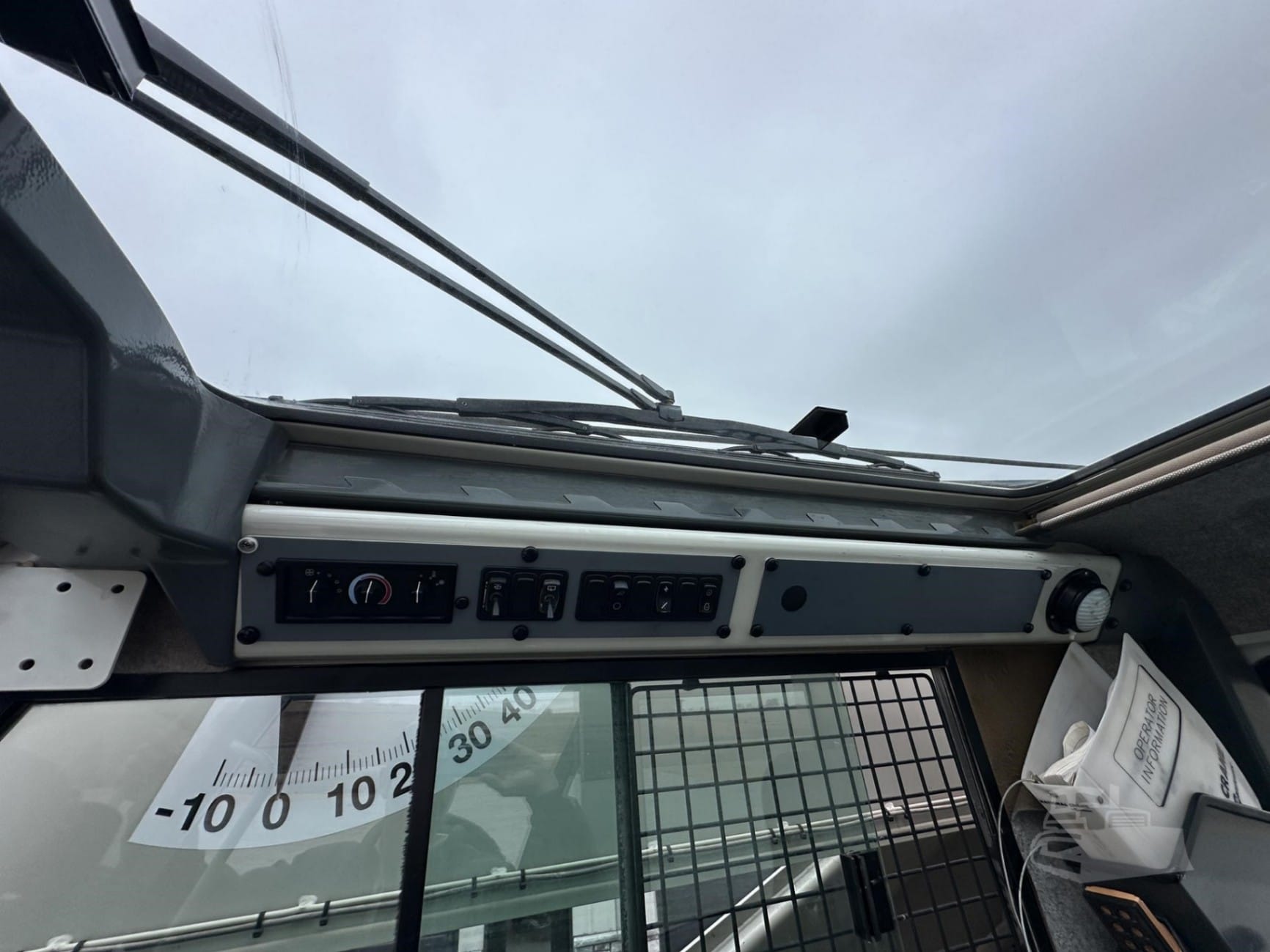 2018 National Crane NBT50 Cranes Mobile for sale in Wellman, IA - listing photo 41 of 57