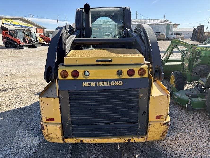 2018 New Holland C237 Track Loaders for sale in Alta, IA - listing photo 6 of 24