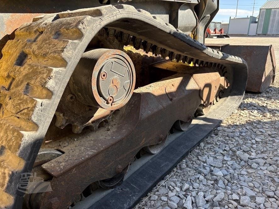 2018 New Holland C237 Track Loaders for sale in Alta, IA - listing photo 21 of 24