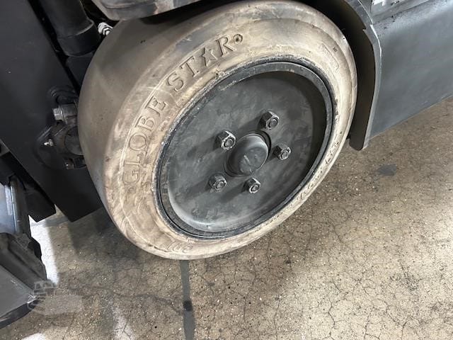 2018 Raymond 4460C35S Telehandlers Forklifts for sale in Batavia, IL - listing photo 6 of 8