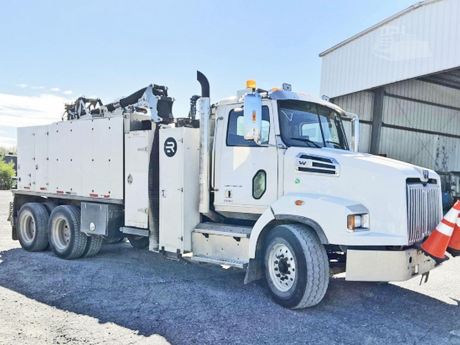 2018 Rival Hydrovac rival-hydrovac-t7 Vacuum Truck Hydrovac Combo Jet for sale in Bluffton, IN - listing photo 2 of 8