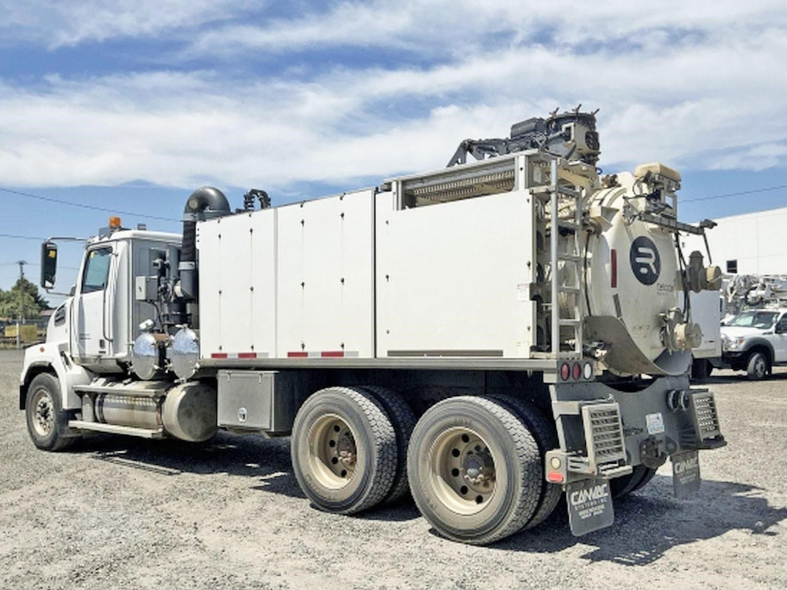 2018 Rival Hydrovac rival-hydrovac-t7 Vacuum Truck Hydrovac Combo Jet for sale in Bluffton, IN - listing photo 3 of 8