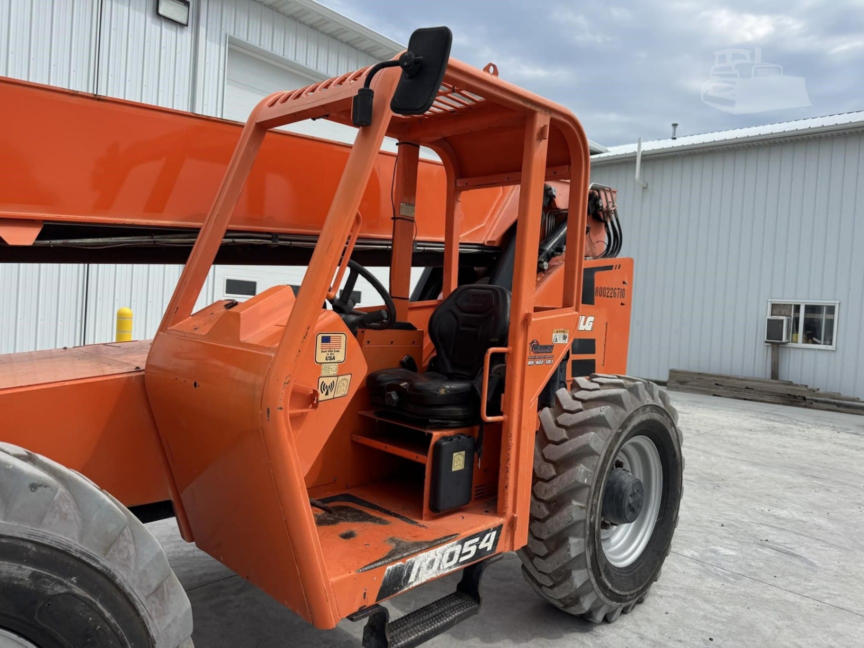 2018 SkyTrak (JLG) skytrak-jlg-10054 Telehandlers Forklifts for sale in Chatsworth, IL - listing photo 5 of 8
