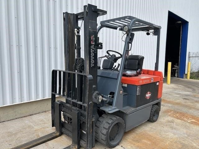 2018 Toyota 7FBCU45 Telehandlers Forklifts for sale in Batavia, IL - primary listing photo of 8