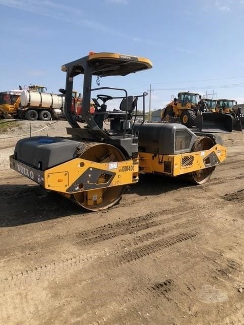 2018 Volvo DD140C Smooth Drum Rollers for sale in Omaha, NE - listing photo 3 of 8