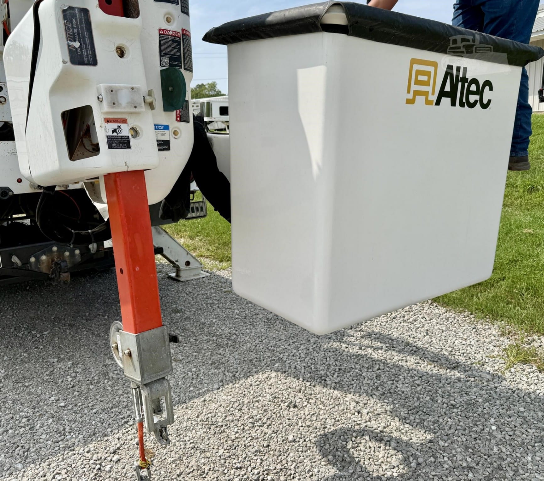 2019 Altec AA55 MH Service Mechanics Truck Crane for sale in Knoxville, IA - listing photo 28 of 42