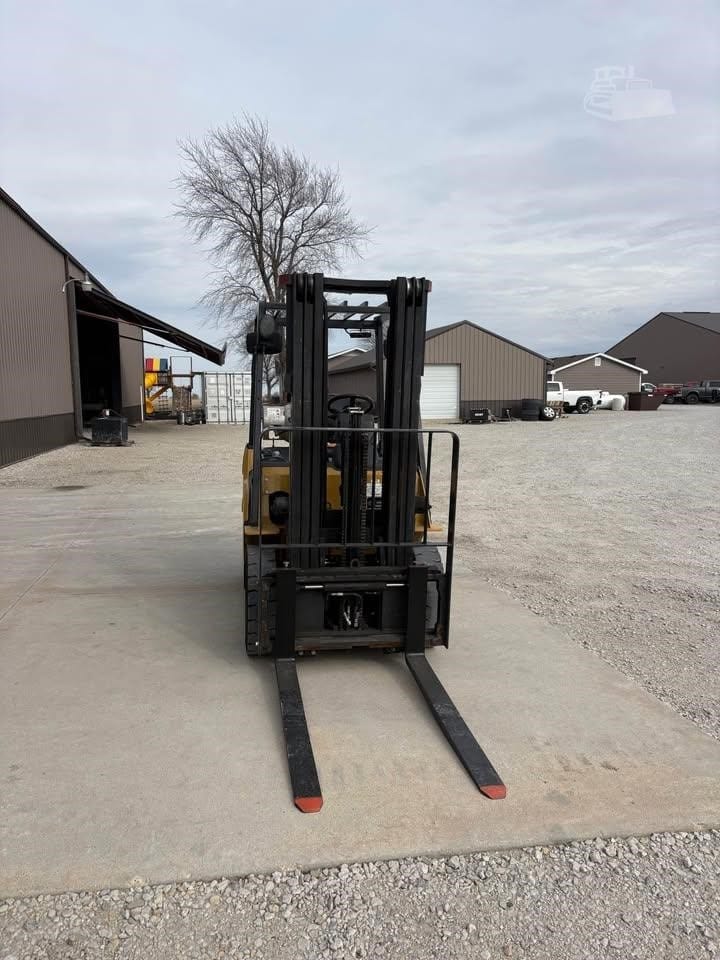 2019 Cat Lift Trucks GP25N Industrial Forklift Counterbalance for sale in Mount Ayr, IA - listing photo 4 of 7