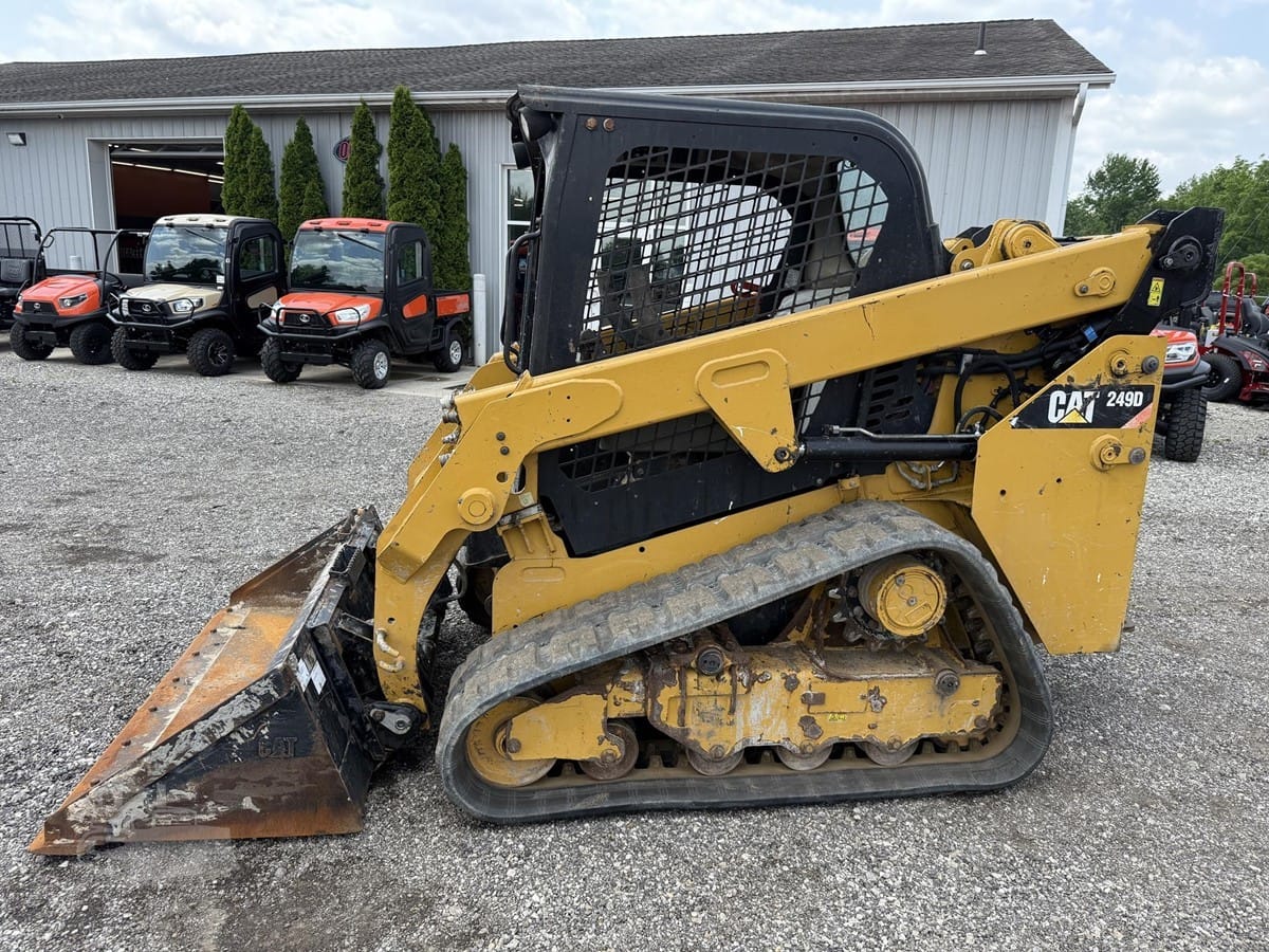2019 Caterpillar 249D Track Loaders for sale in London, OH - primary listing photo of 8