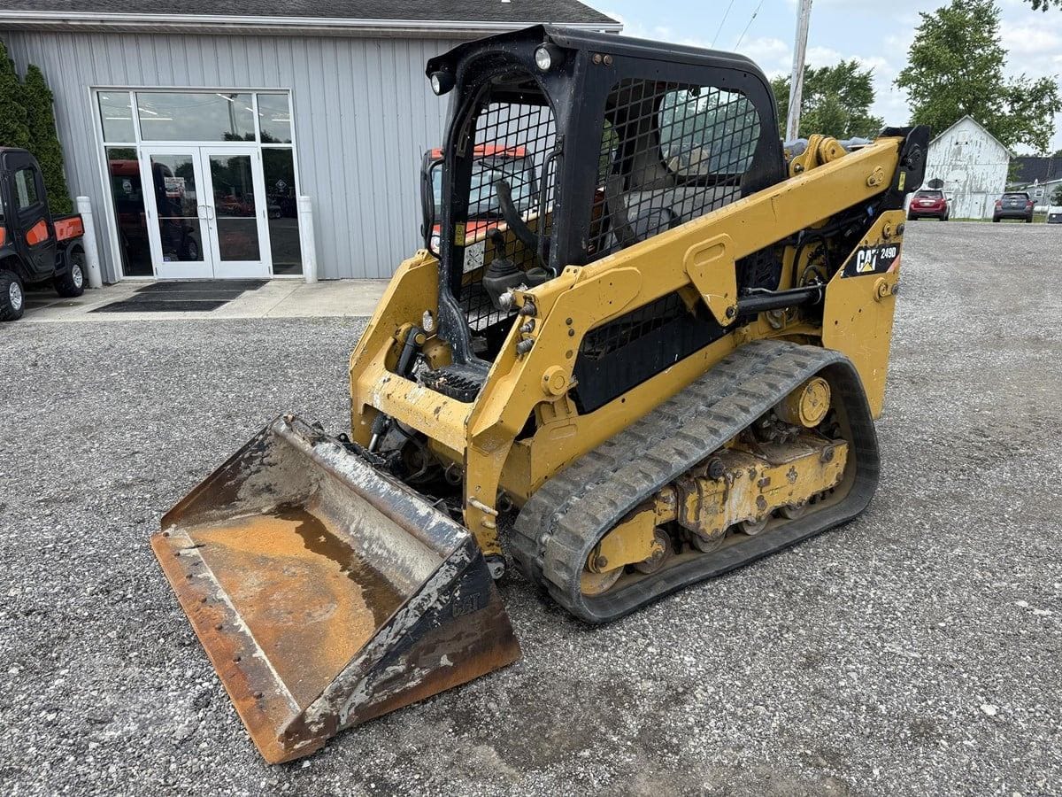 2019 Caterpillar 249D Track Loaders for sale in London, OH - listing photo 2 of 8